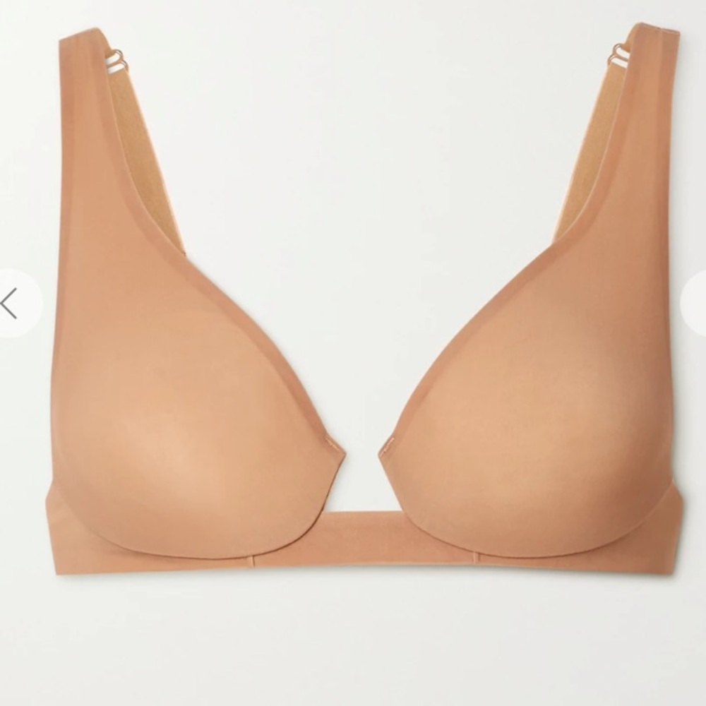 Skims Naked Underwire Plunge Bra in Honey 42D - Picture 7 of 8
